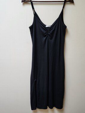 Rose + Vine black cinch front dress / M
